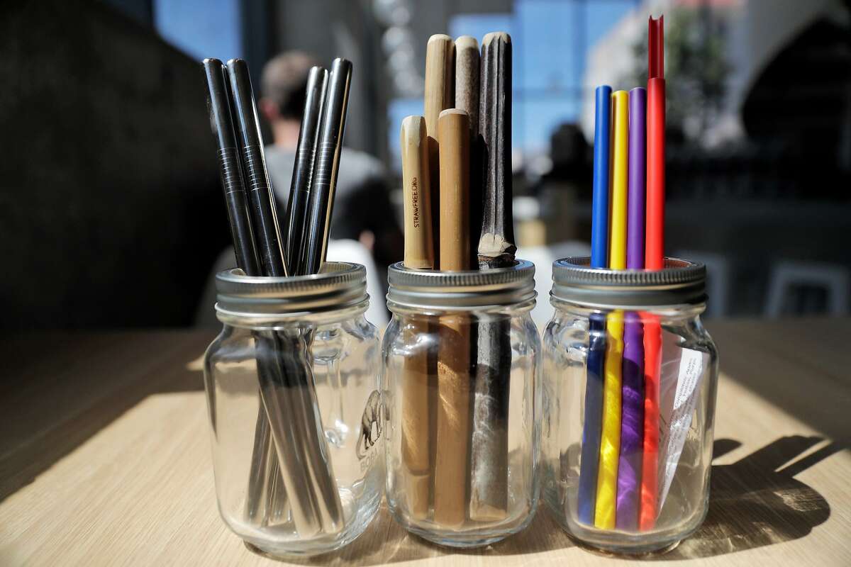 California bans plastic straws at dinein restaurants except by request