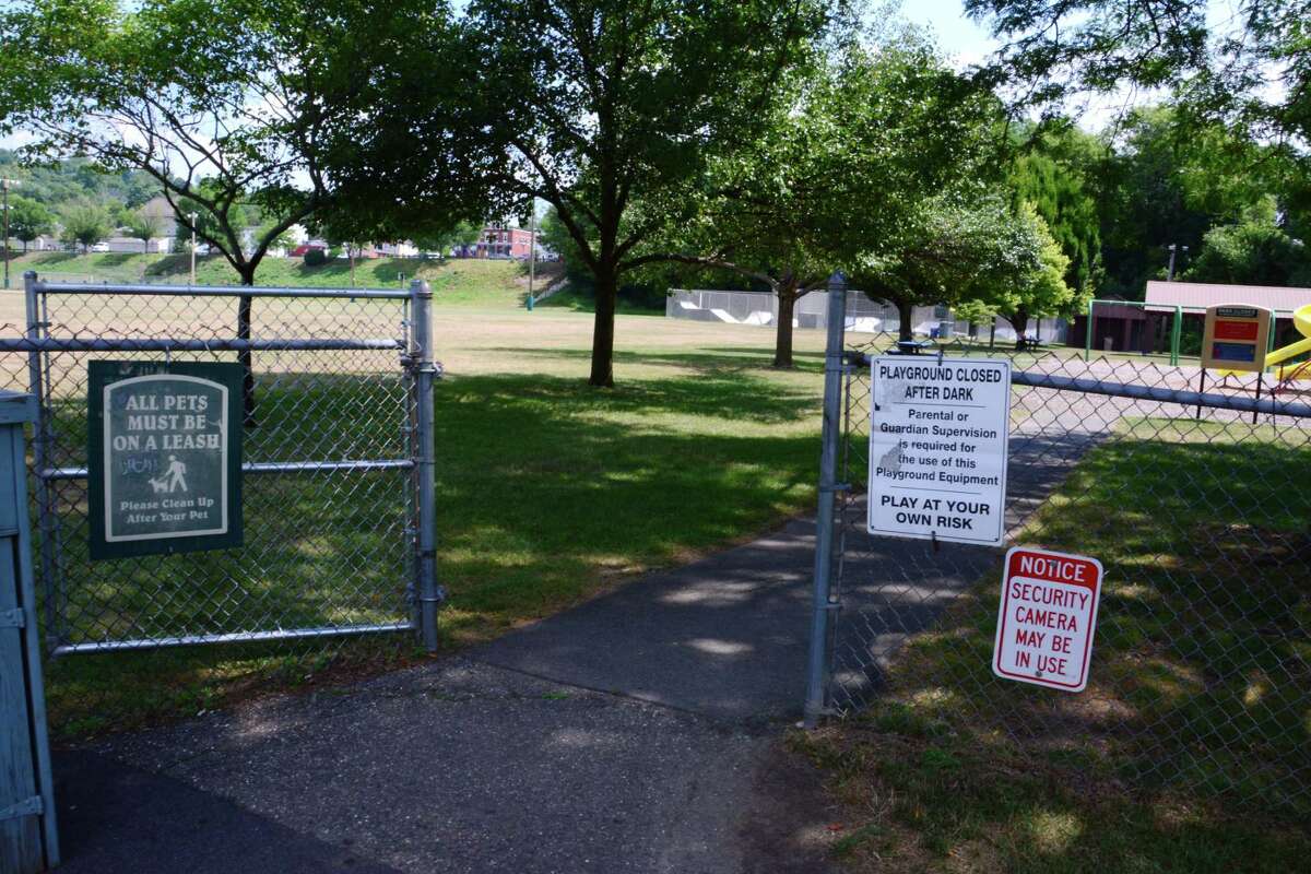 New Milford introduces walking loops to connect river and downtown