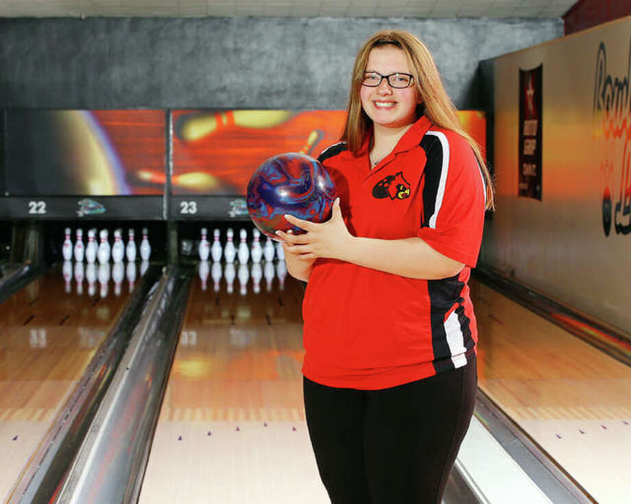 Alton High’s Alex Bergin captured the individual championship at the Alton Regional as a junior and is the 2018 Telegraph Girls Bowler of the Year. Photo: 





Billy Hurst | For The Telegraph





