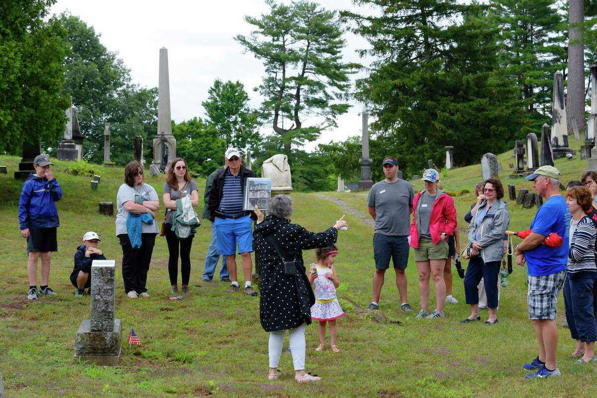 Photos: Greenridge Cemetery tour