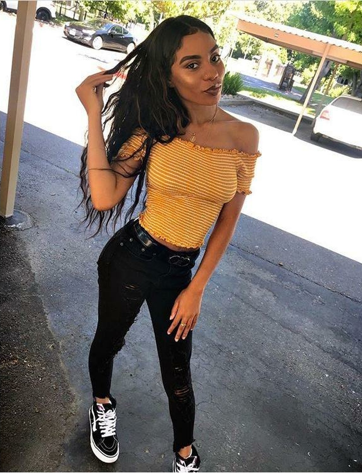 Nia Wilson, 18, was the victim of a fatal stabbing Sunday night at the MacArthur BART station in Oakland, family members told The Chronicle.