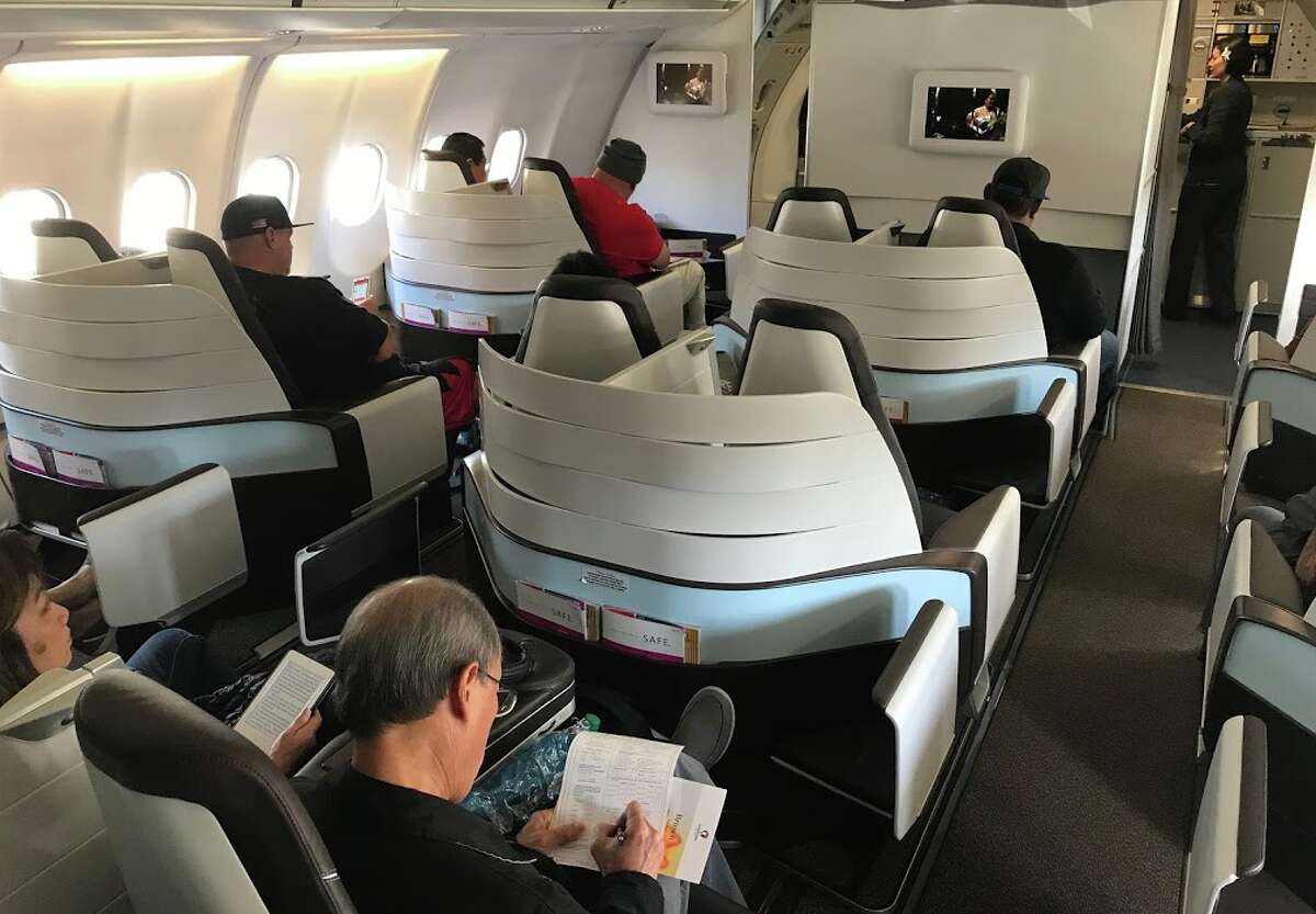 First Class Flight To Honolulu