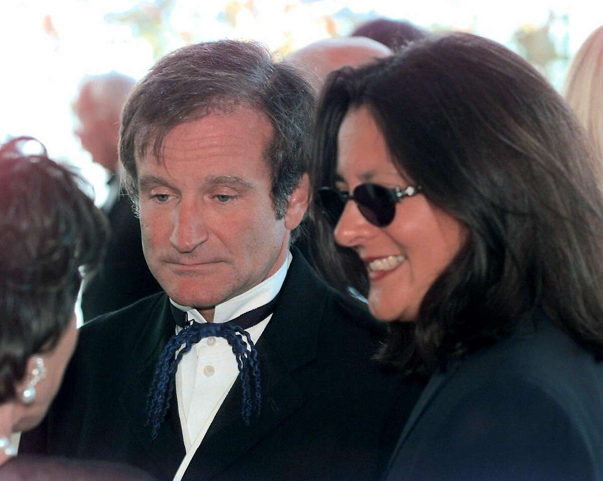 Robin Williams and Marsha Garces Williams in 1998