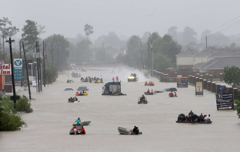 Then-and-now Photos Show How Hurricane Harvey Flooded Houston ...