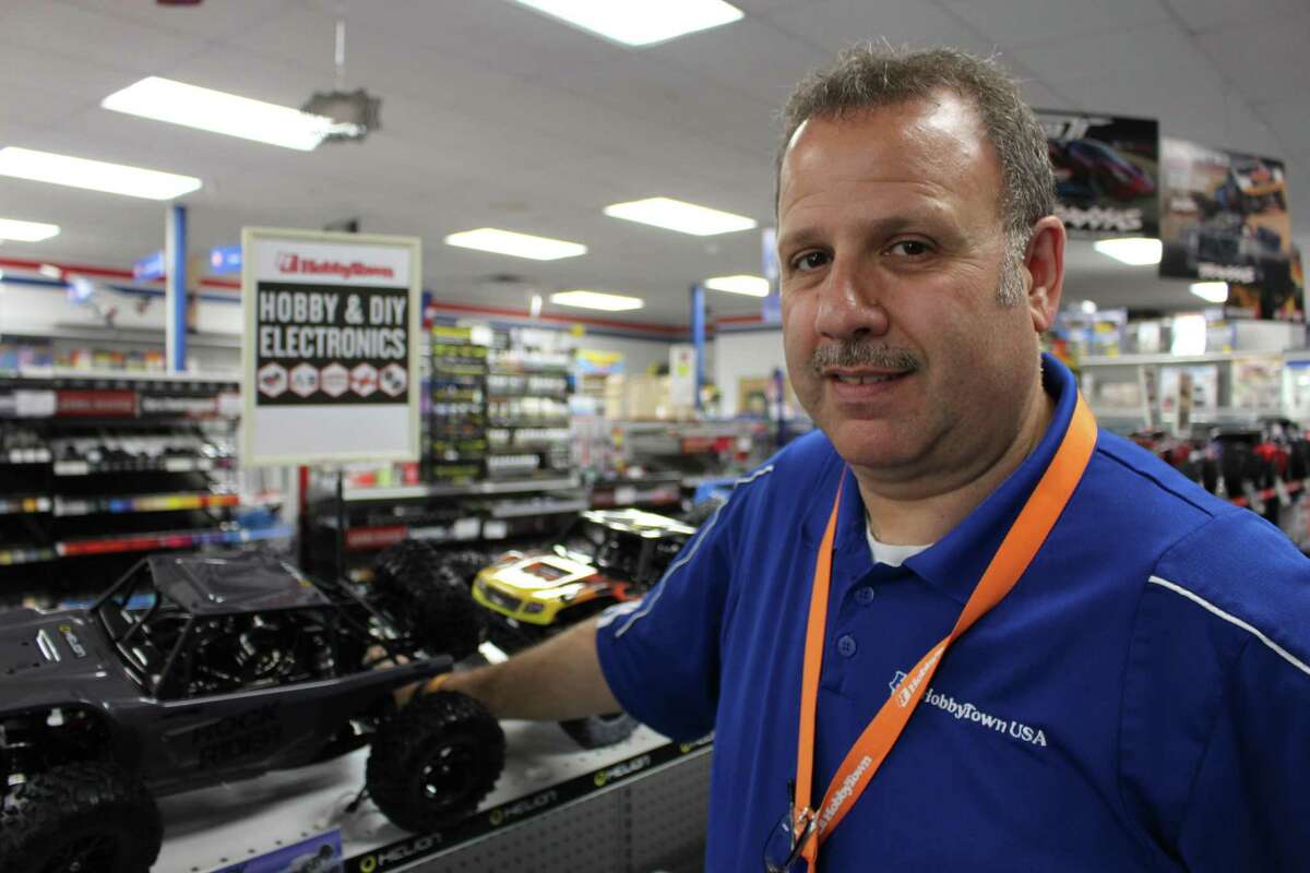 RadioShack making comeback in Fairfield HobbyTown