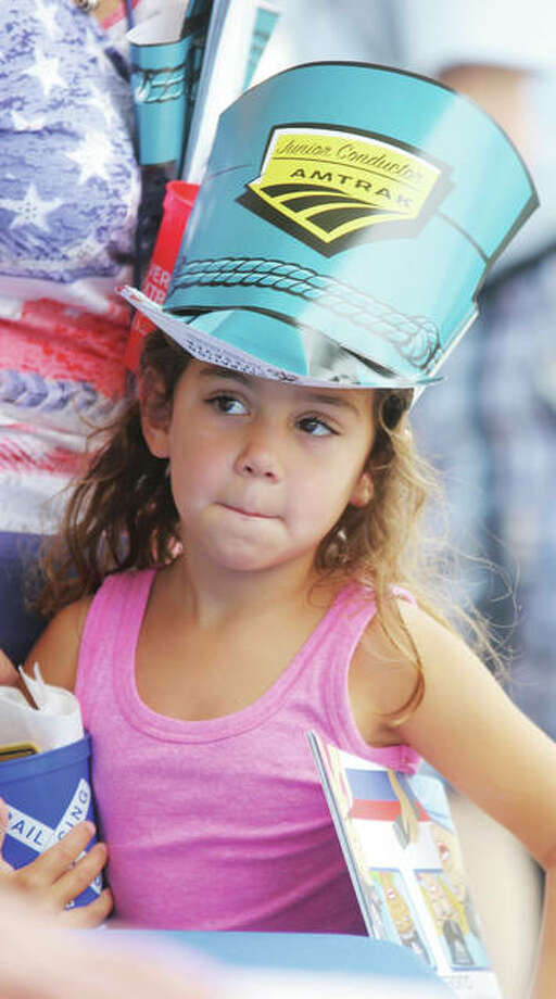 Kid Cation Event Returns For Its Fourth Year With New Activities Adelyn Slimer Of Marietta California Looks Over Displays At The Historic Alton Amtrak Station