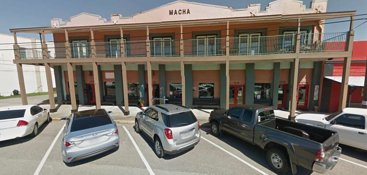 Coffee shop, cafe opening on Port Neches Avenue