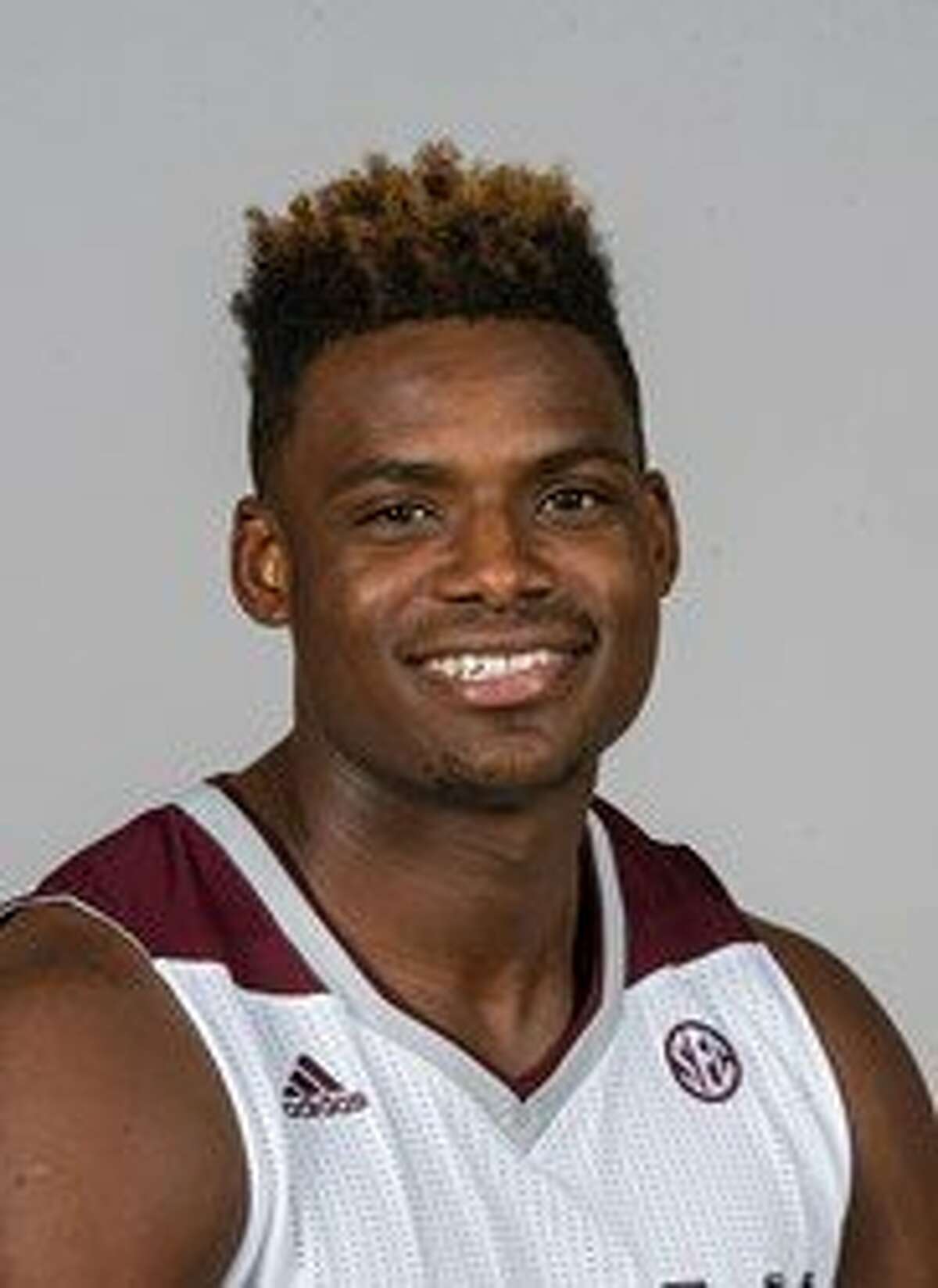 Warriors sign Danuel House to training-camp contract