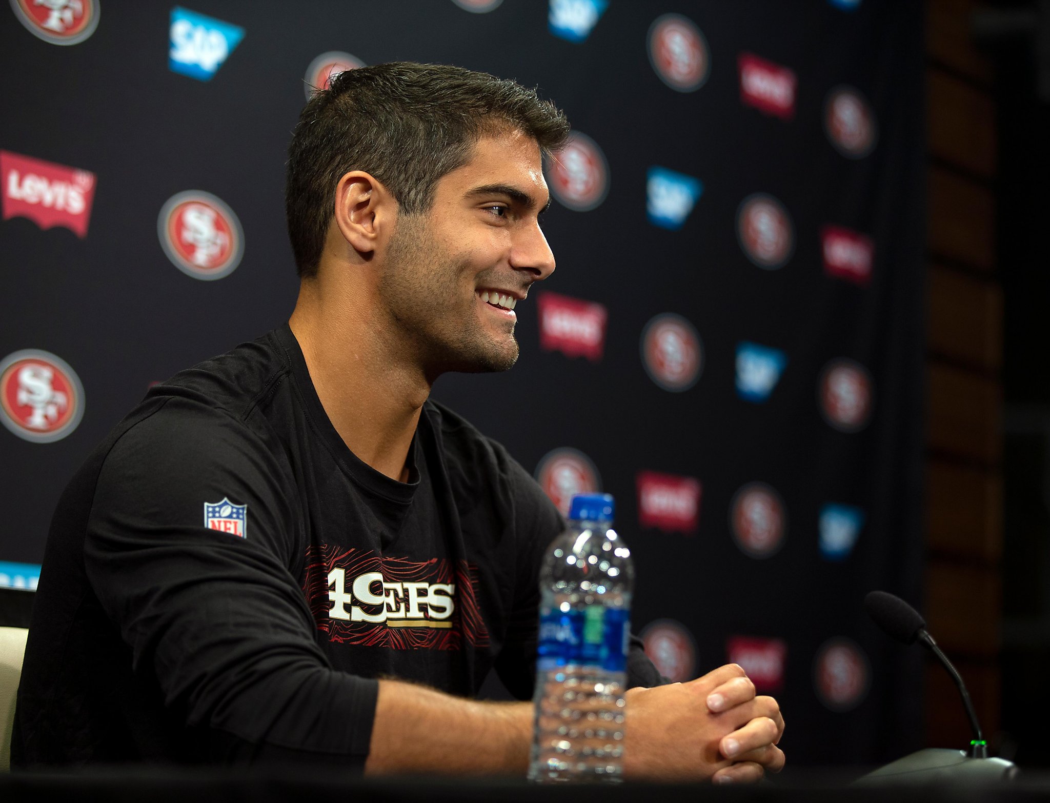 Jimmy Garoppolo 'almost died' after Patriots-49ers trade