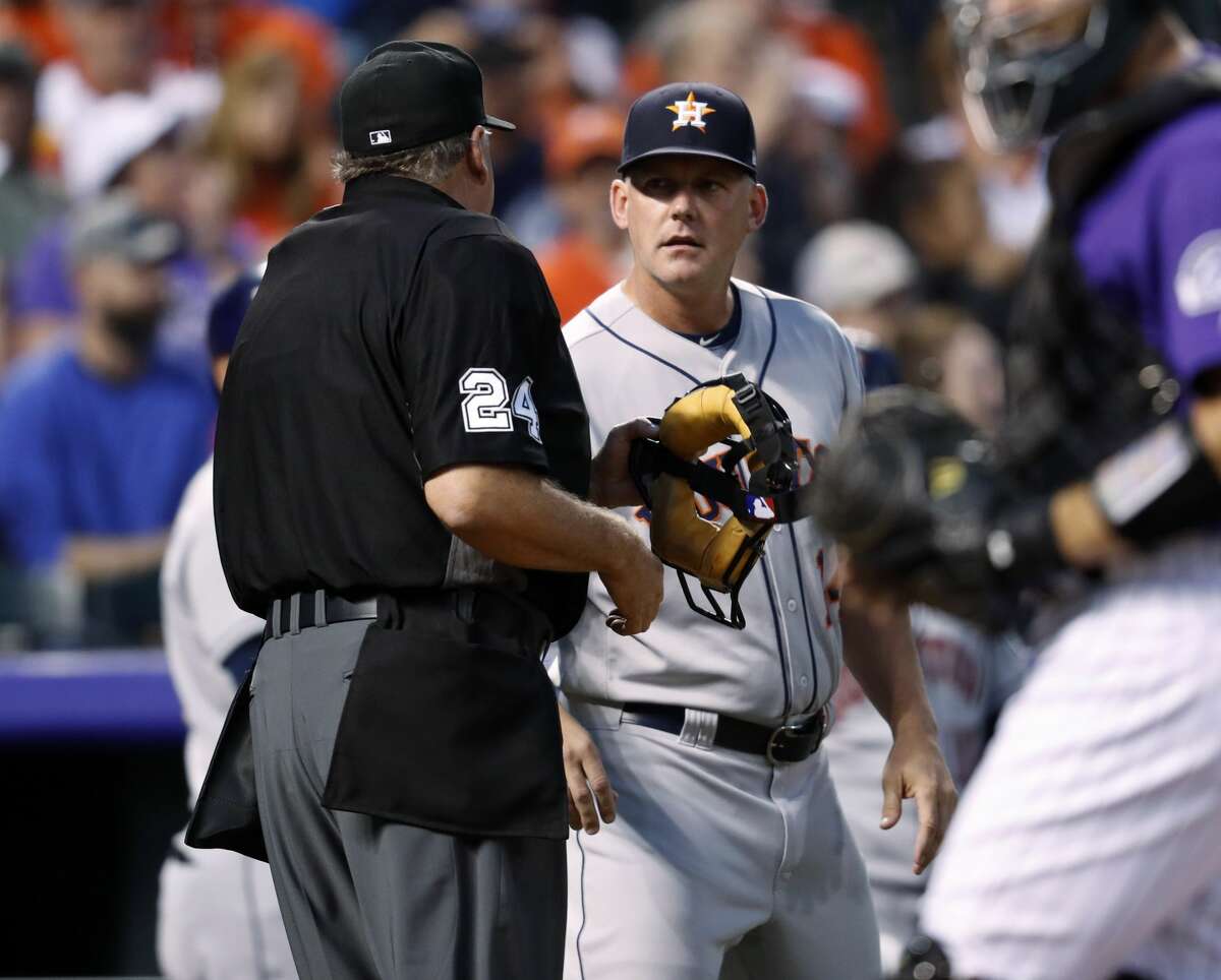 Dusty Baker's son Darren a part of Astros playoff run as a spectator