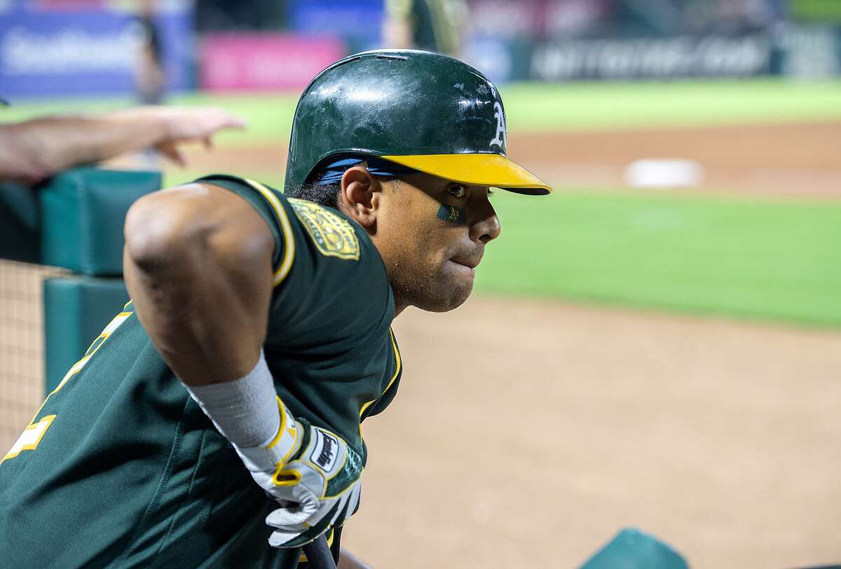 A's would be wise to sign Khris Davis to extension