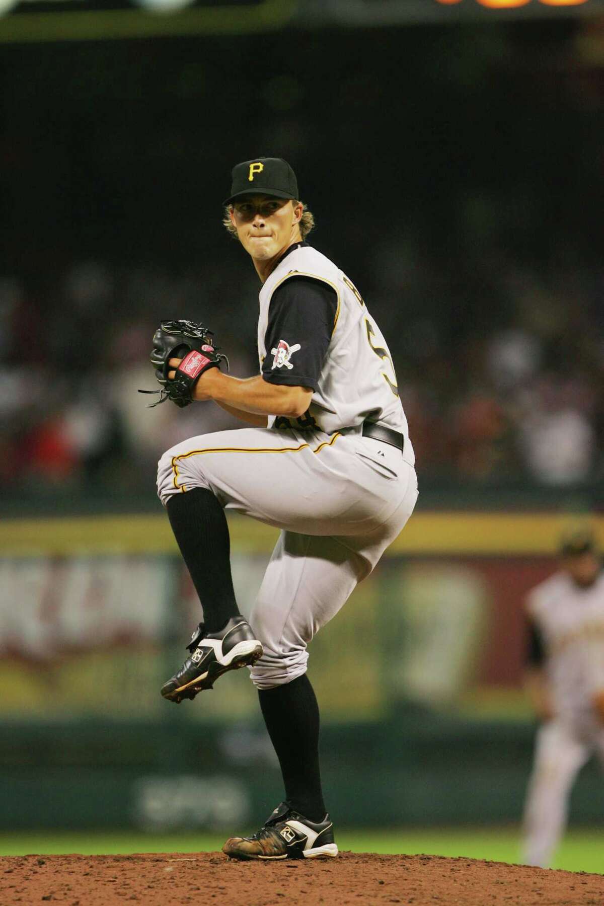 Former major leaguer Bayliss joins Capital Region real estate team