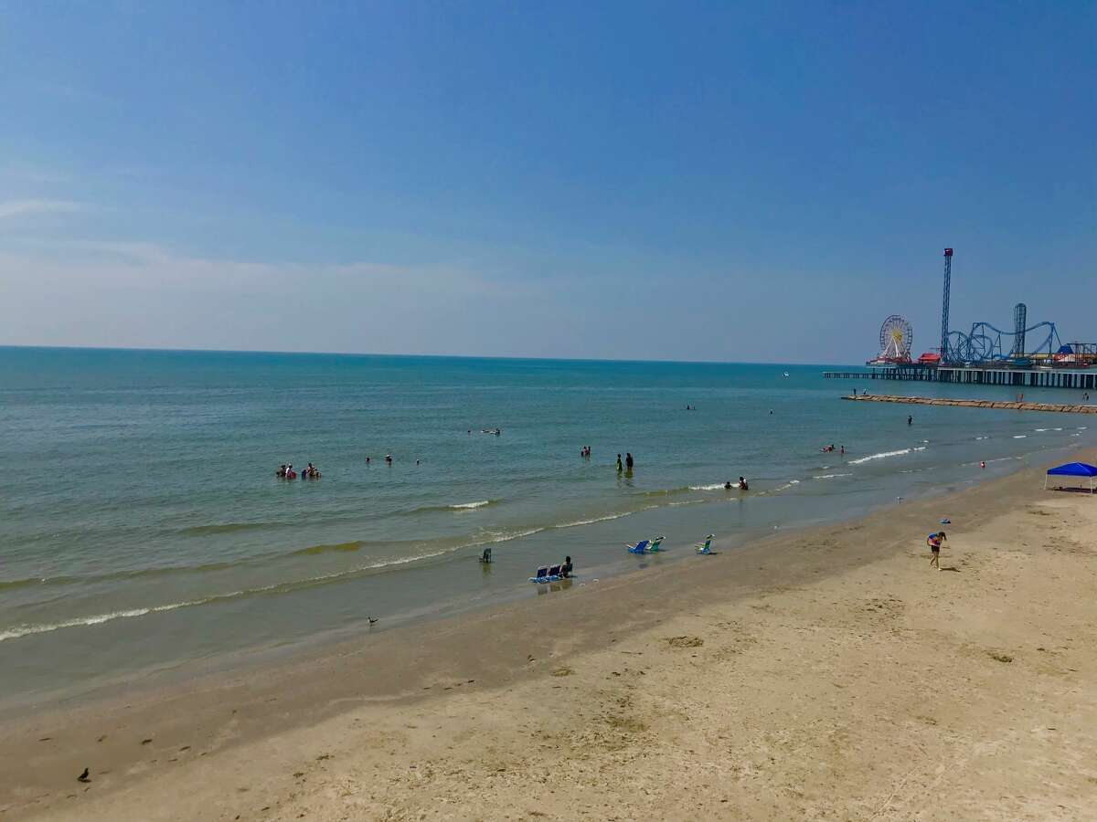 Galveston graced with beautiful beach water this week