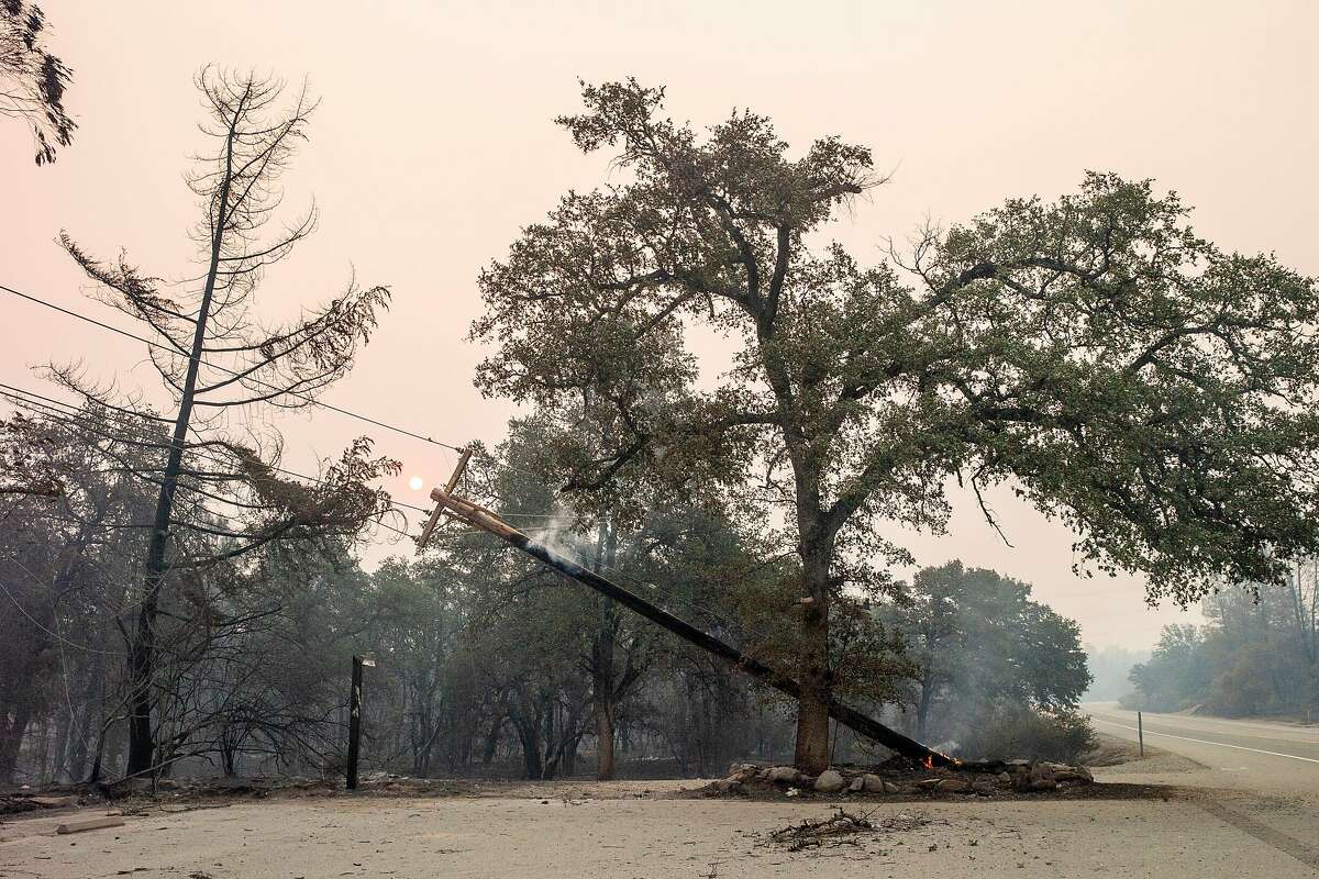 How Carr Fire erupted, sending whirls of flame and embers into Redding