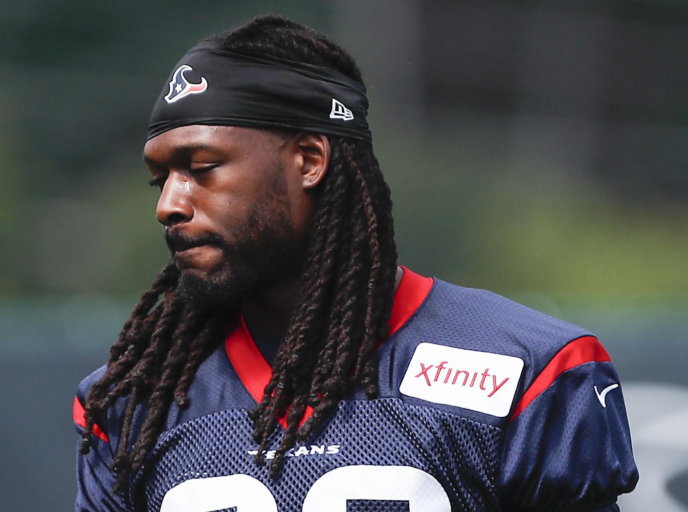 Jadeveon Clowney of Houston Texans undergoes knee surgery - Los Angeles  Times