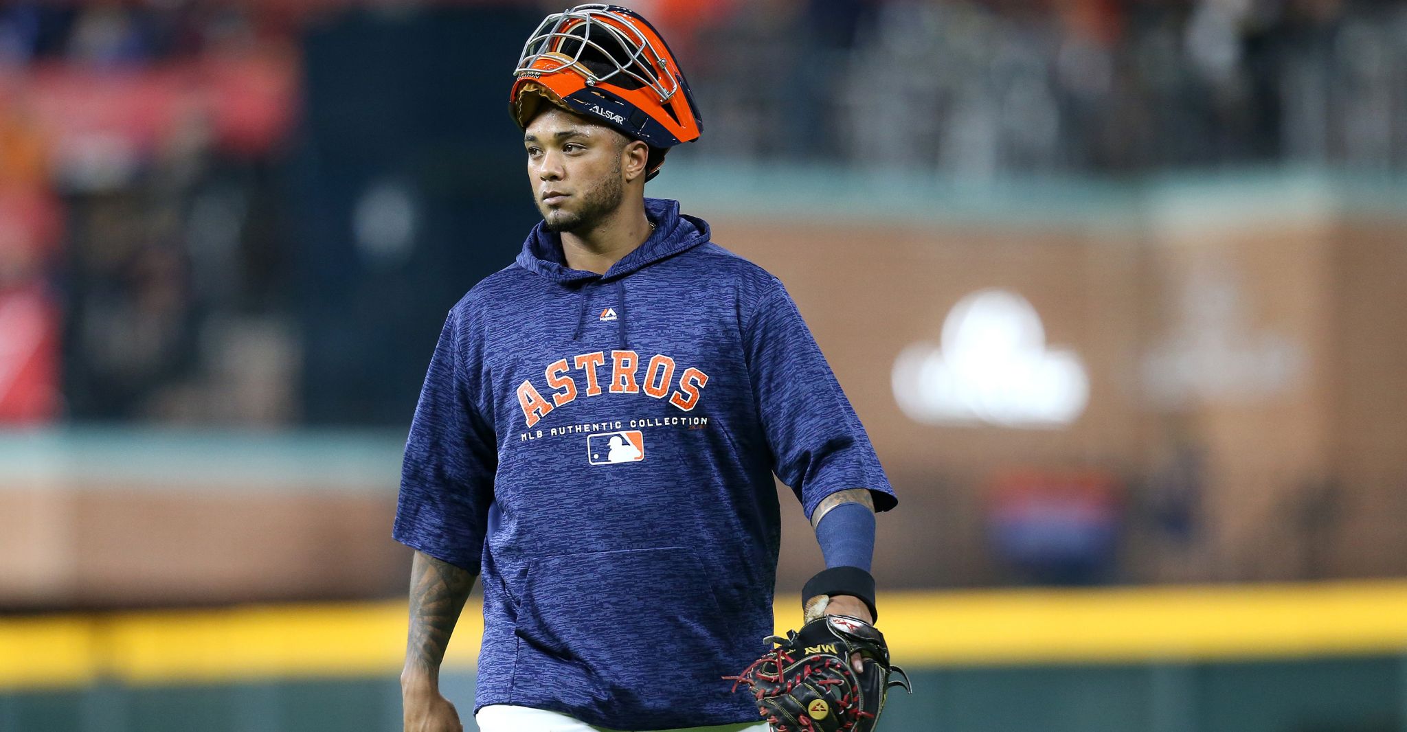 Houston Astros looking to nab and reunite with catcher Martin