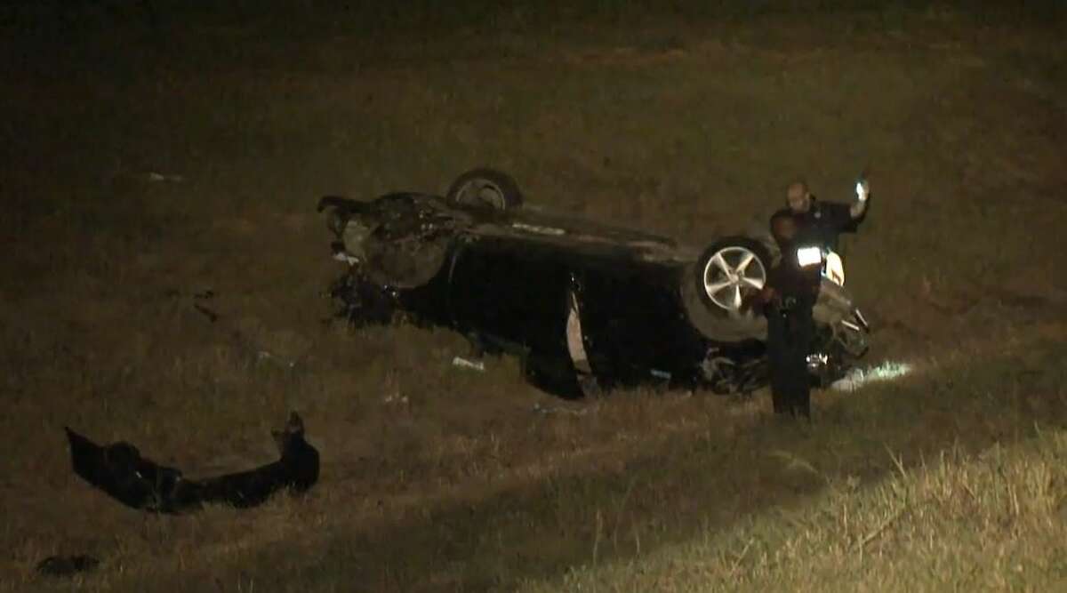 Man Dies After Car Flips Into Ditch In Ne Harris County