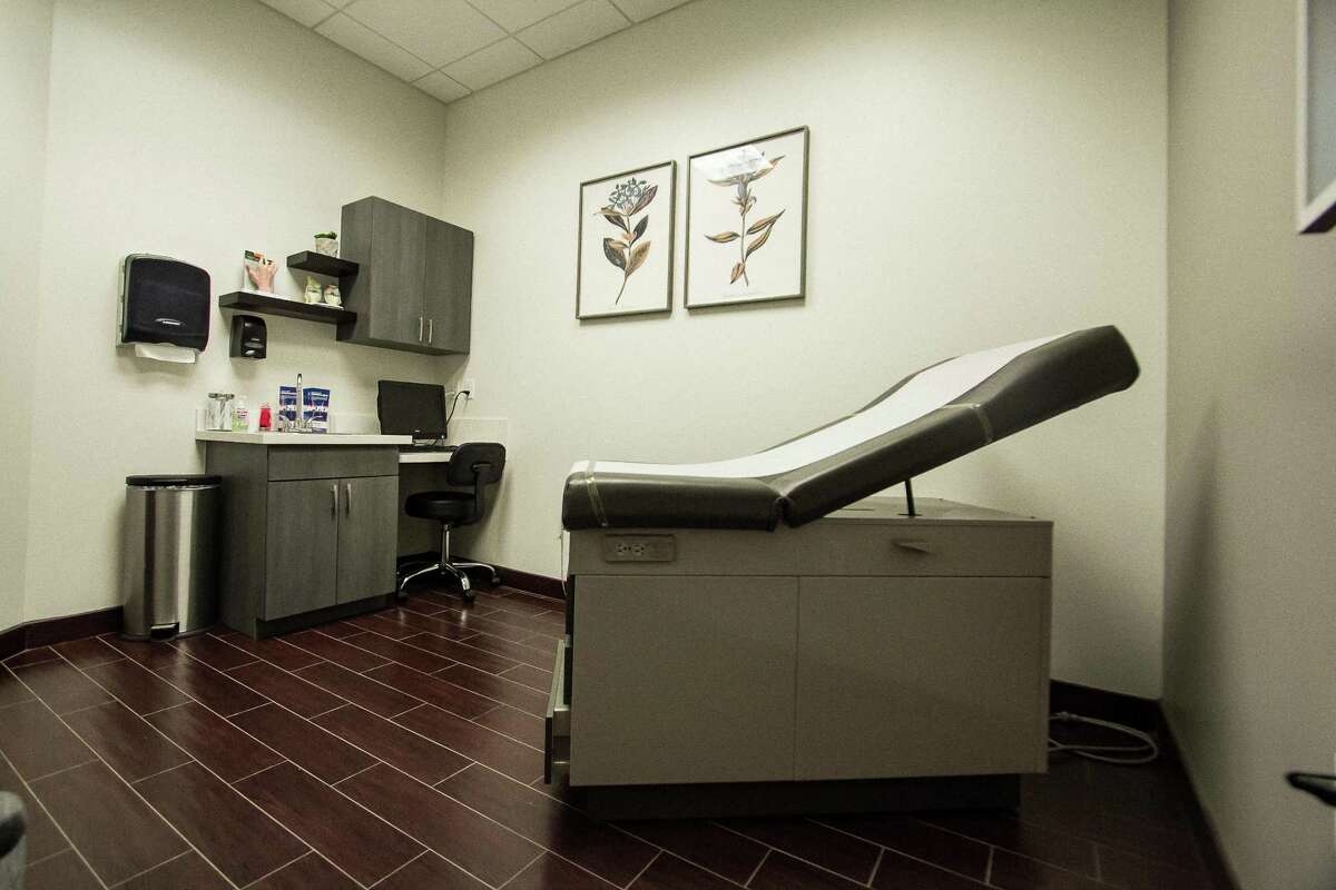 Dr. Antonio Mancera Laredo Arthritis & Rheumatology