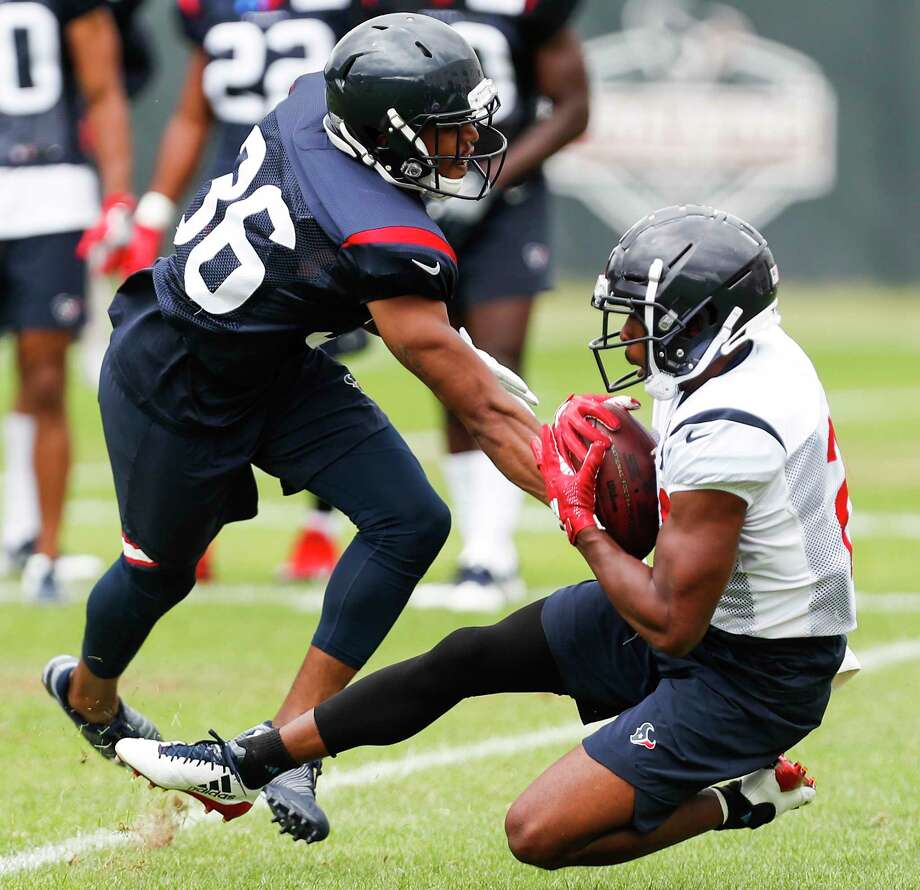 child finds out hes cancer free as he meets texans players