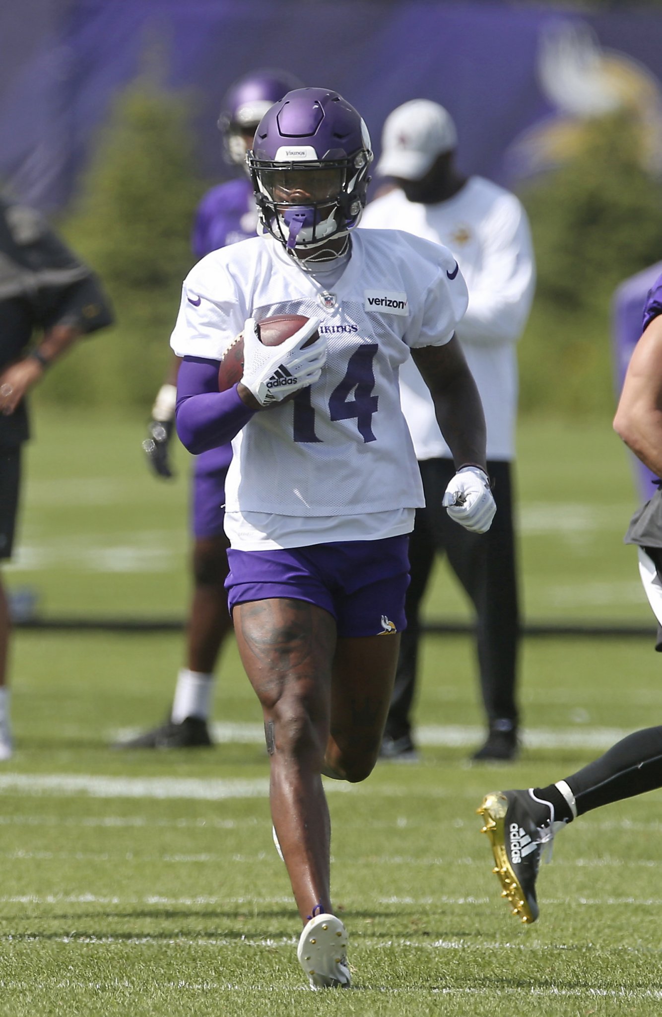 Rookie Steals Stefon Diggs, Eric Kendricks Help Power Vikings Past