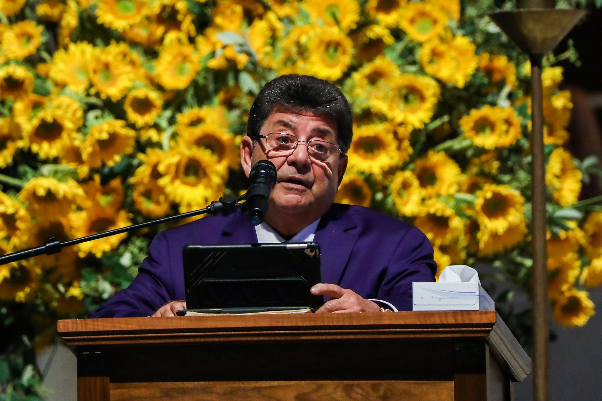 Ex49ers owner DeBartolo donates 2.65M to coronavirus fight in Florida