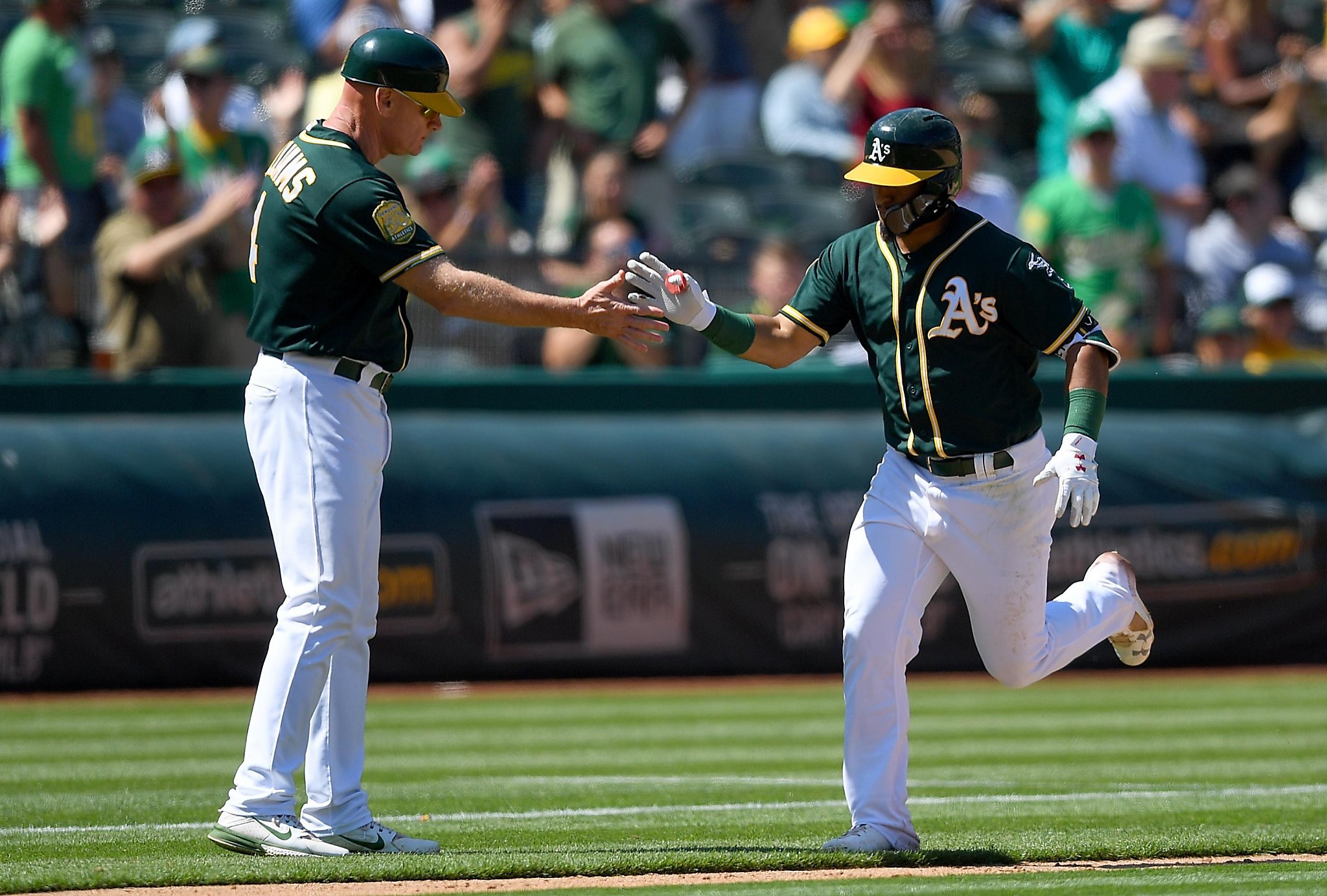 Oakland Athletics: Tony La Russa, Bob Melvin share mutual admiration