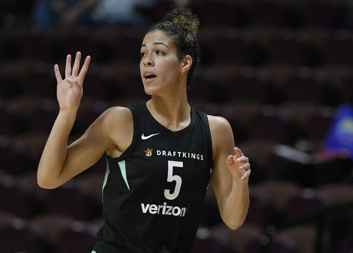life-after-storrs-uconn-family-helping-kia-nurse-adjust-to-the-wnba