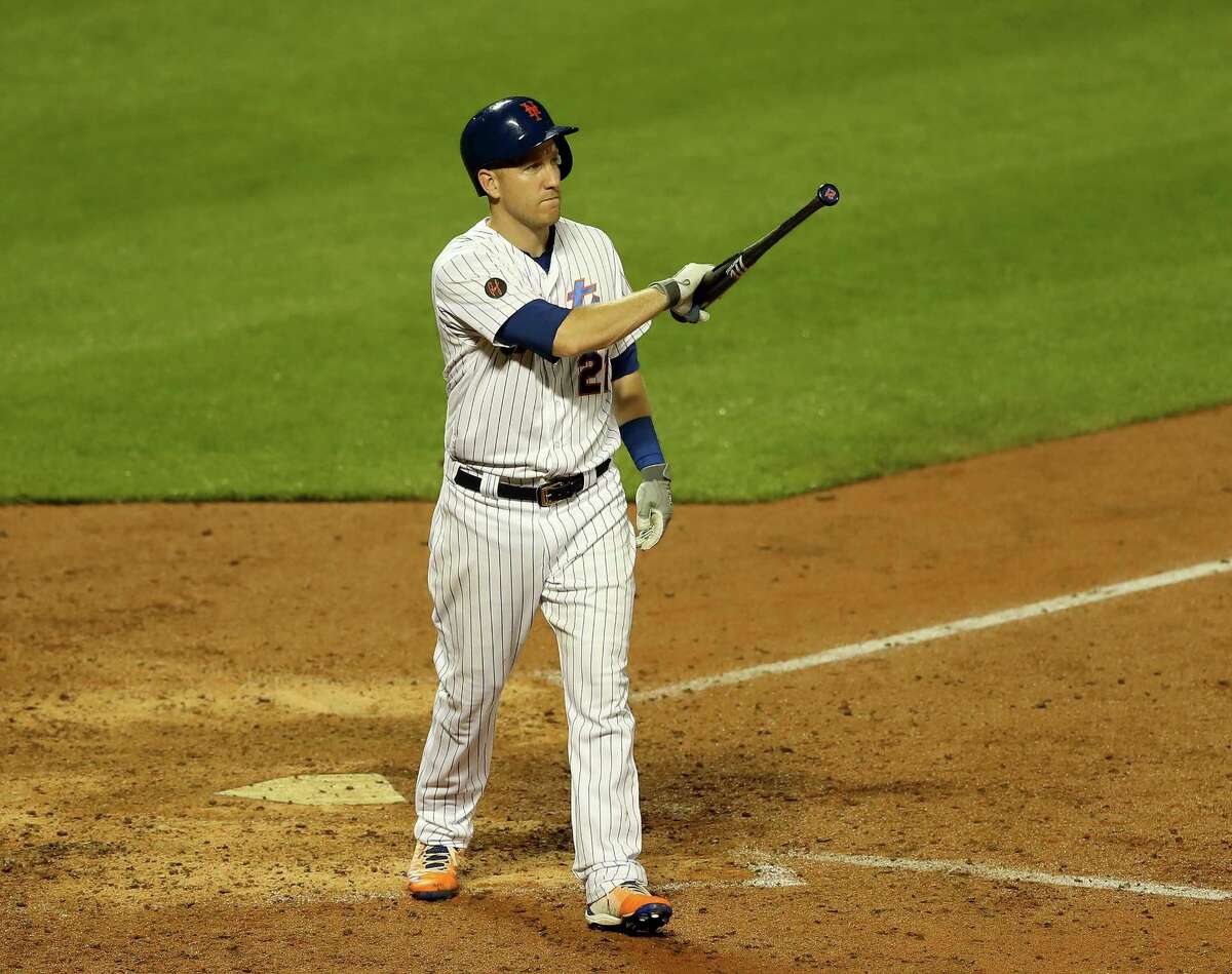 NEW YORK, NY - AUGUST 02: Todd Frazier #21 of the New York Mets reacts after striking out in the ninth inning against the Atlanta Braves on August 2, 2018 at Citi Field in the Flushing neighborhood of the Queens borough of New York City. (Photo by Elsa/Getty Images)