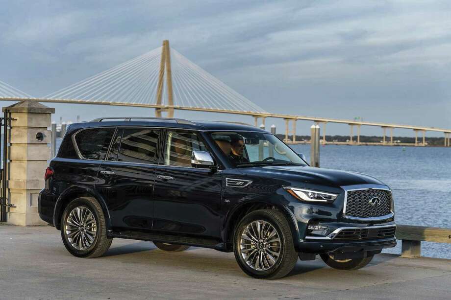 Infiniti Qx80 Full Size Luxury Suv Brings Elegance