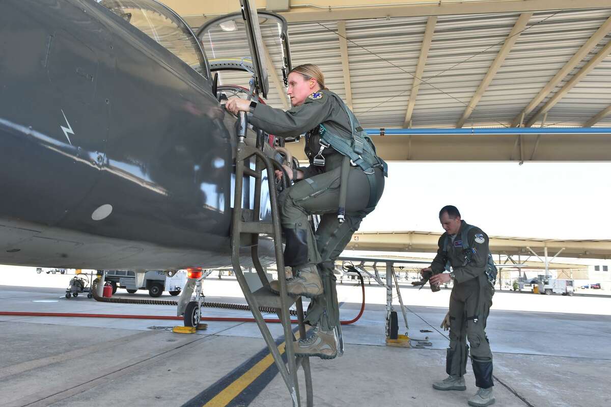 As their careers take off, Air Force women try to balance work and family