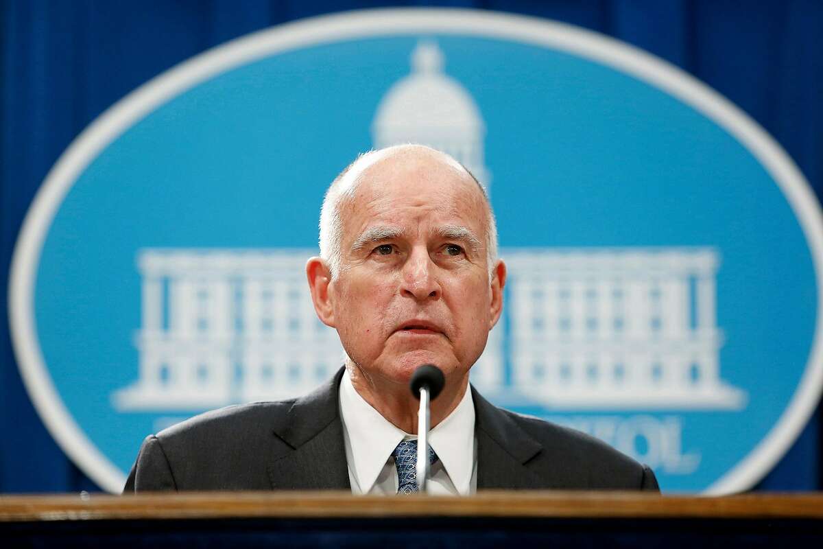 Gov. Jerry Brown at the State Capitol building in Sacramento, Calif., on January 10, 2017. (Gary Coronado/Los Angeles Times/TNS)