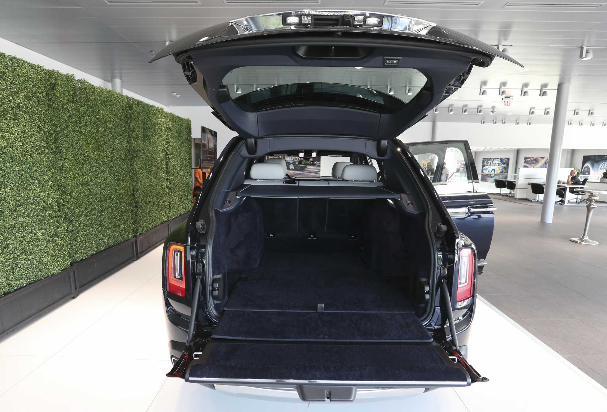 Rolls-Royce Debuts Cullinan SUV With $325K Starting Price, 563 HP
