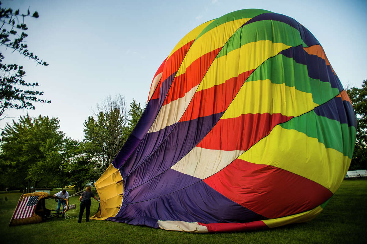 First flight and glow of 2018 Midland Balloon Festival Aug. 3, 2018
