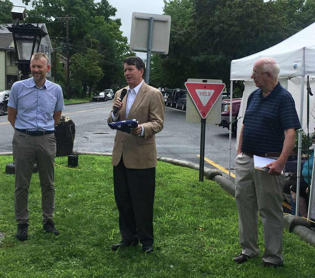 Kinderhook flag raising celebrates Netherlands sister city