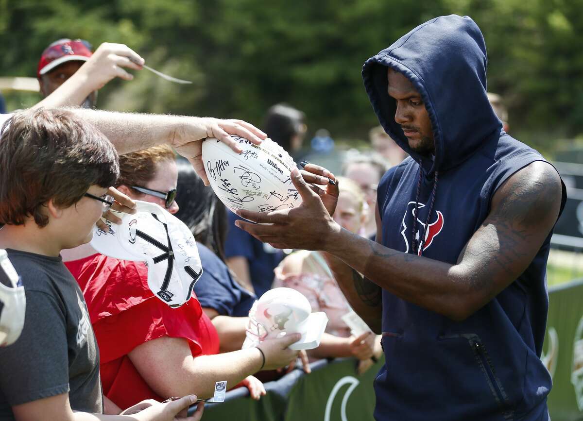 Deshaun Watson is one of the NFL's bright young stars, but there doesn't seem to be a whole lot of buzz for the Texans as the 2018 season nears, says columnist Brian T. Smith.