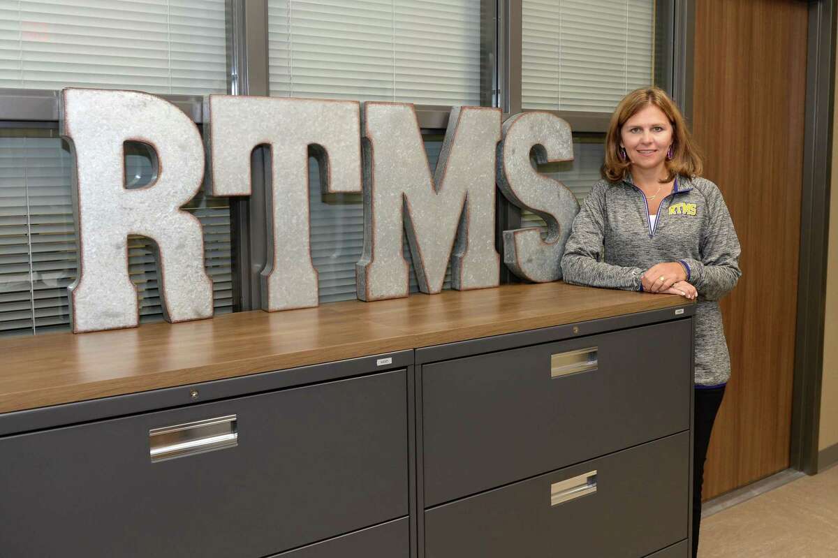 FBISD opens Thornton Middle School