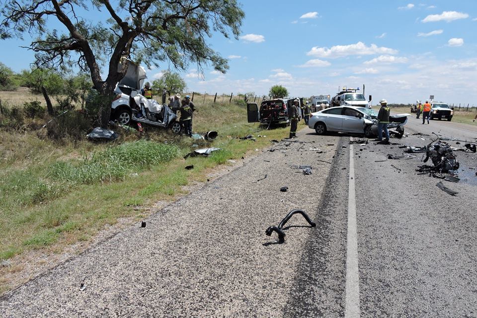 Photos show aftermath of wrongway wreck that killed San Antonio couple