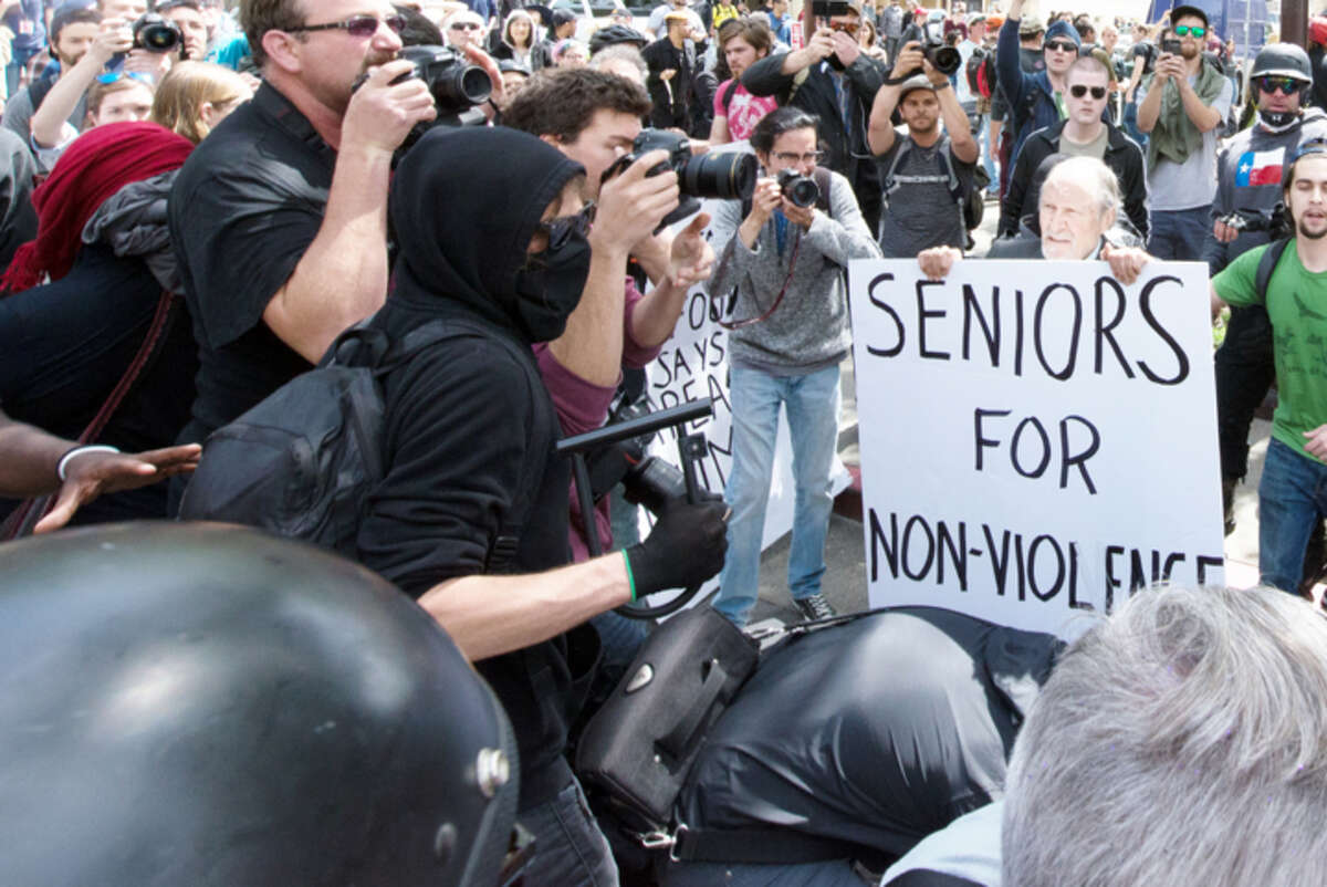 Eric Clanton takes 3year probation deal in Berkeley rally bike lock assault case
