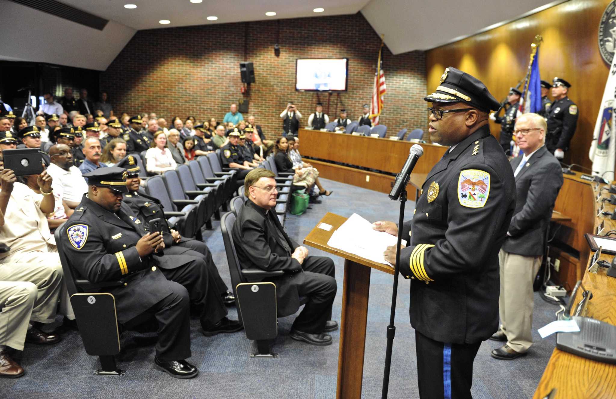 Black, Hispanic cops a minority on Danbury police force