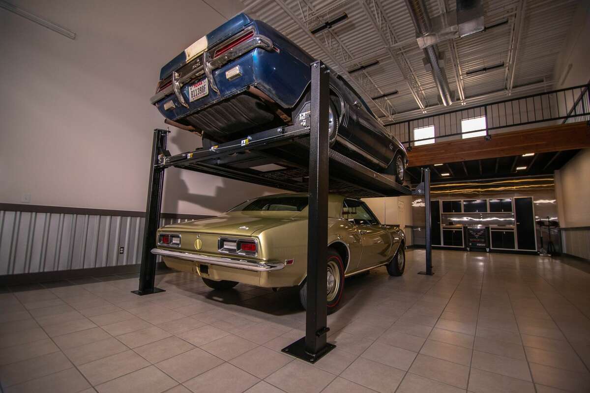 Amazing buildouts 'Mancave' condos for your car coming to Katy soon