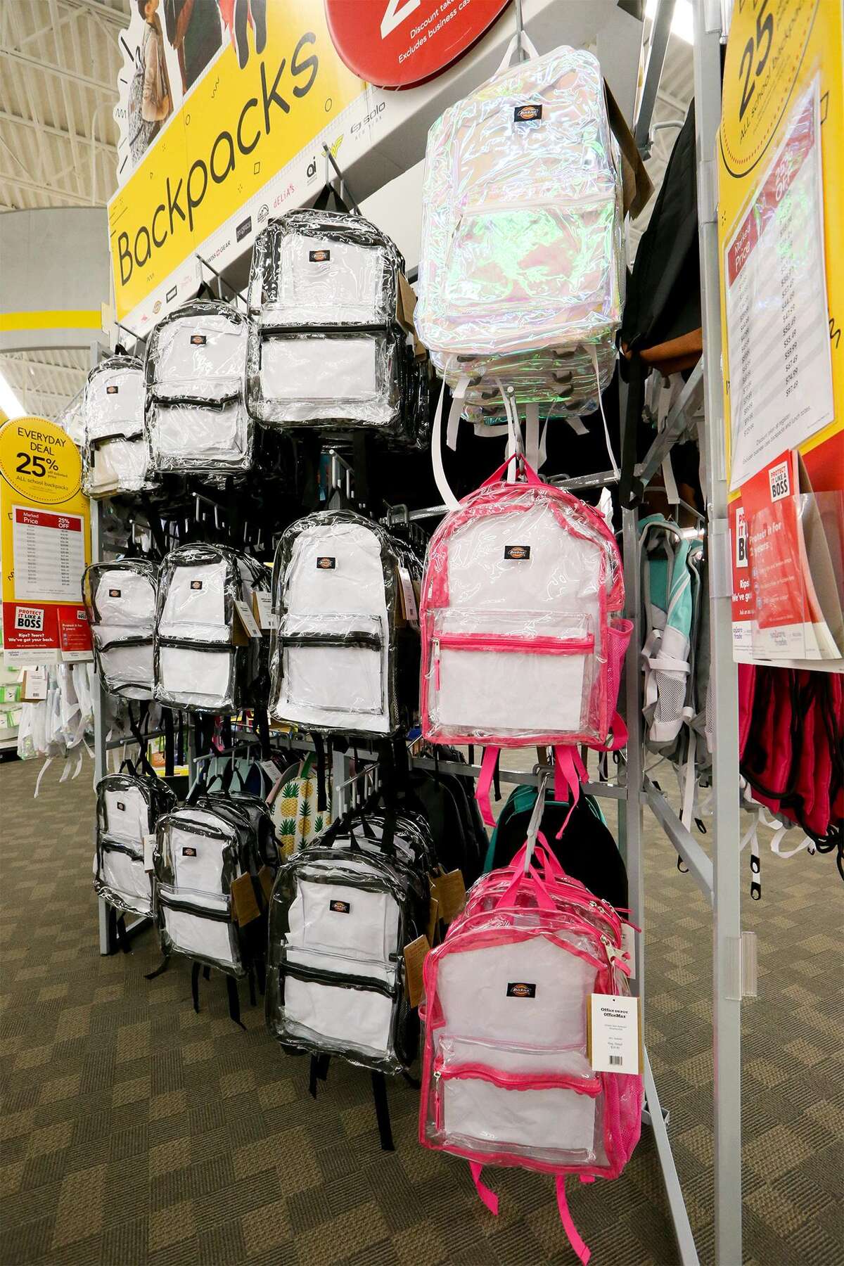 Lack of clear backpacks sends parents in North East ISD scrambling to