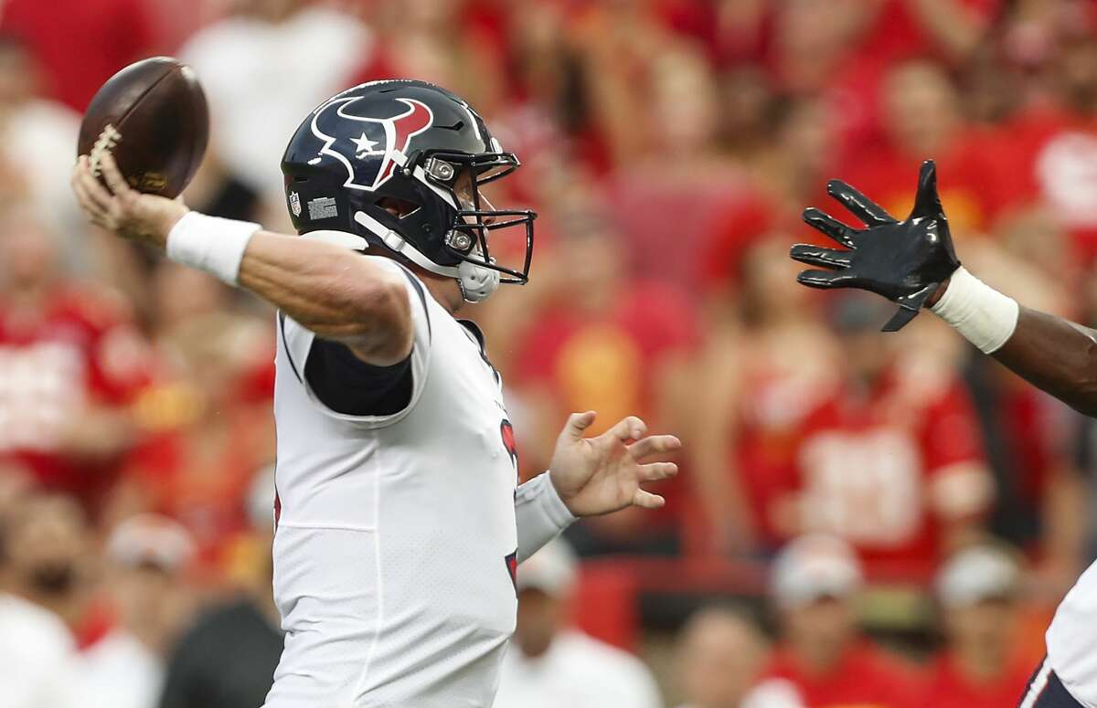 Live In-Game Updates: Houston Texans Fall To Titans 17-10 - Sports