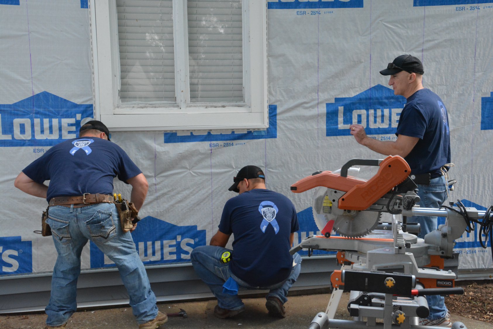 Habitat for Humanity uses Lowe's grant to repair homes in Midland