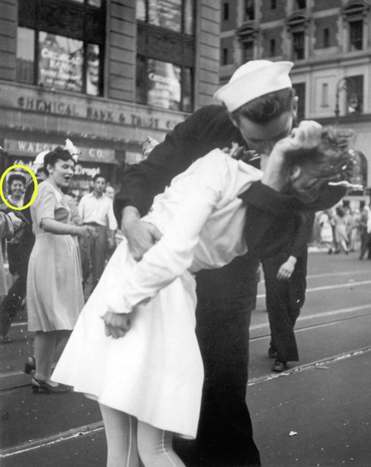Ken Dixon: Cheap thrills, voicemail and VJ Day, 2018