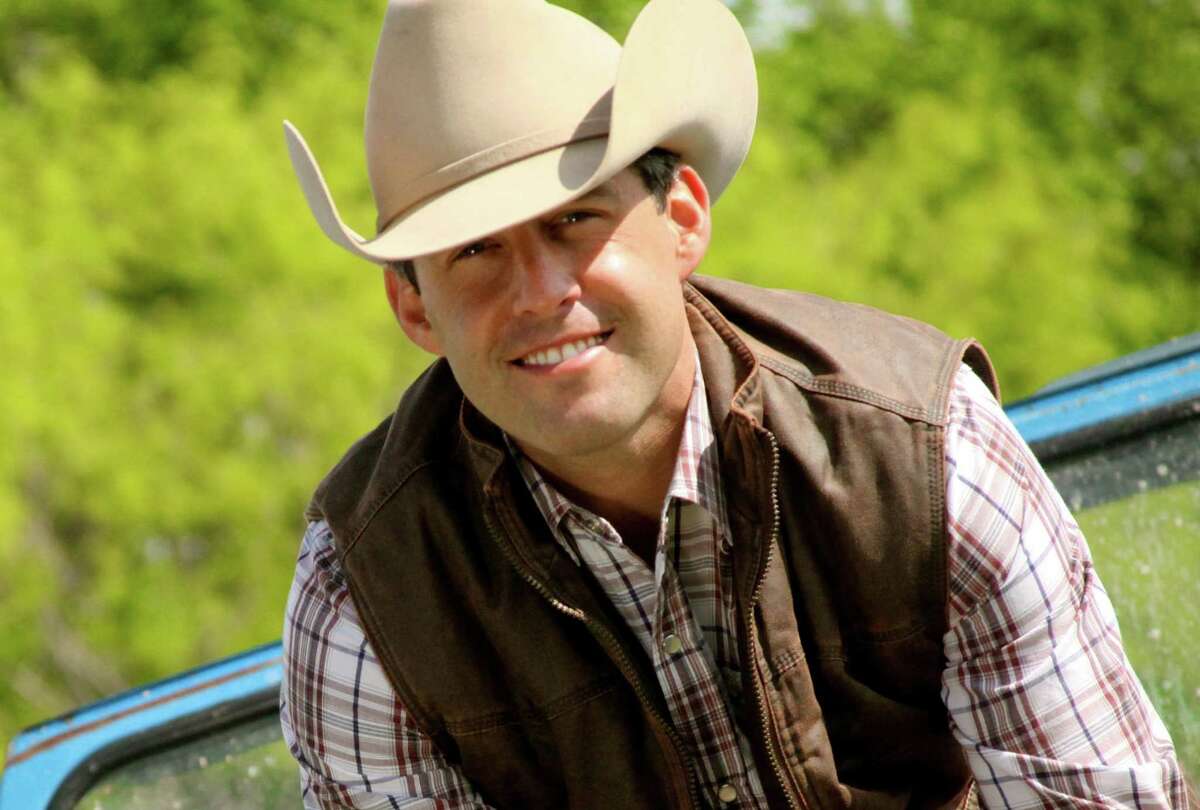 Aaron Watson Hits: "Outta Style," "That Look"