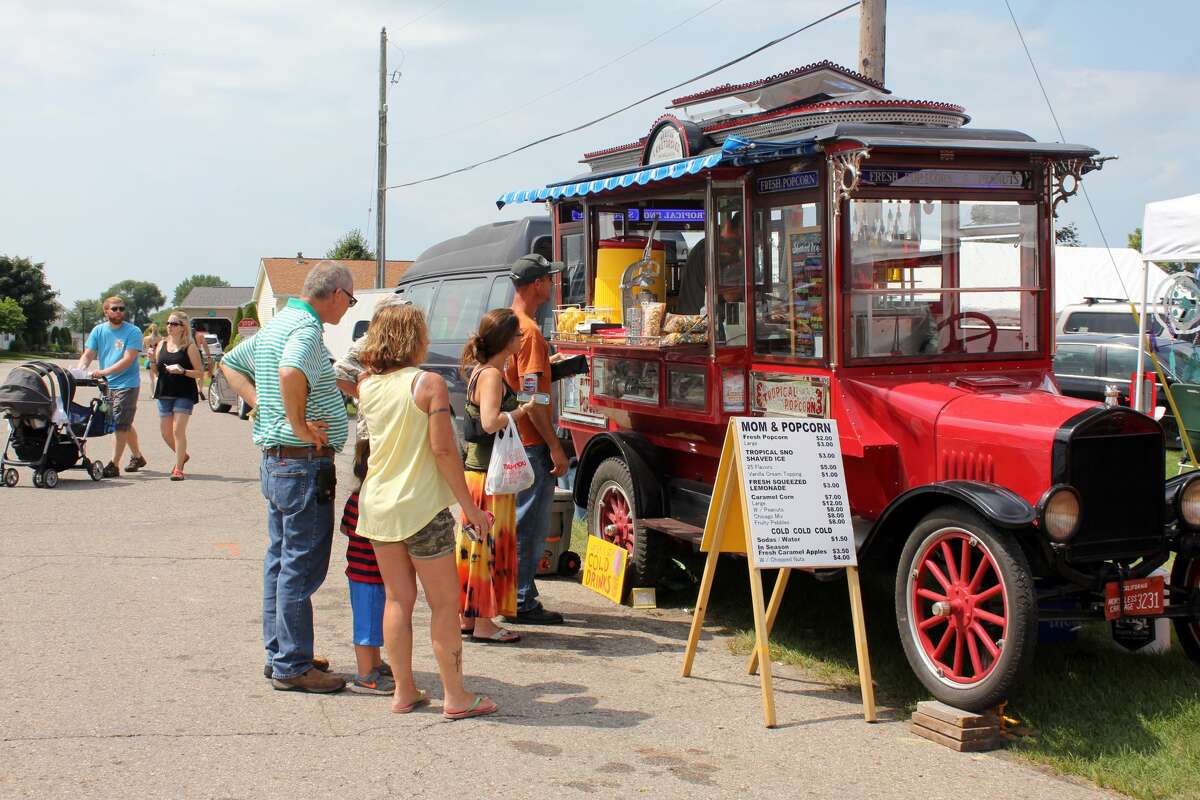 20th Annual Cheeseburger in Caseville