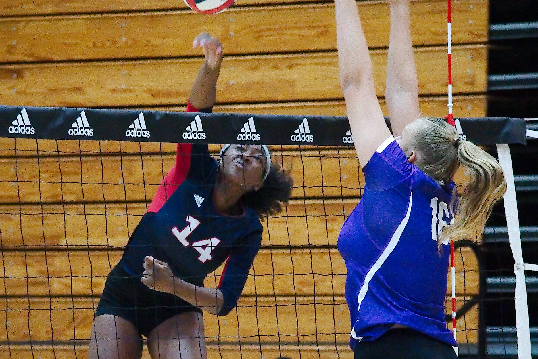 Volleyball Dawson, Pearland shine in John Turner Classic