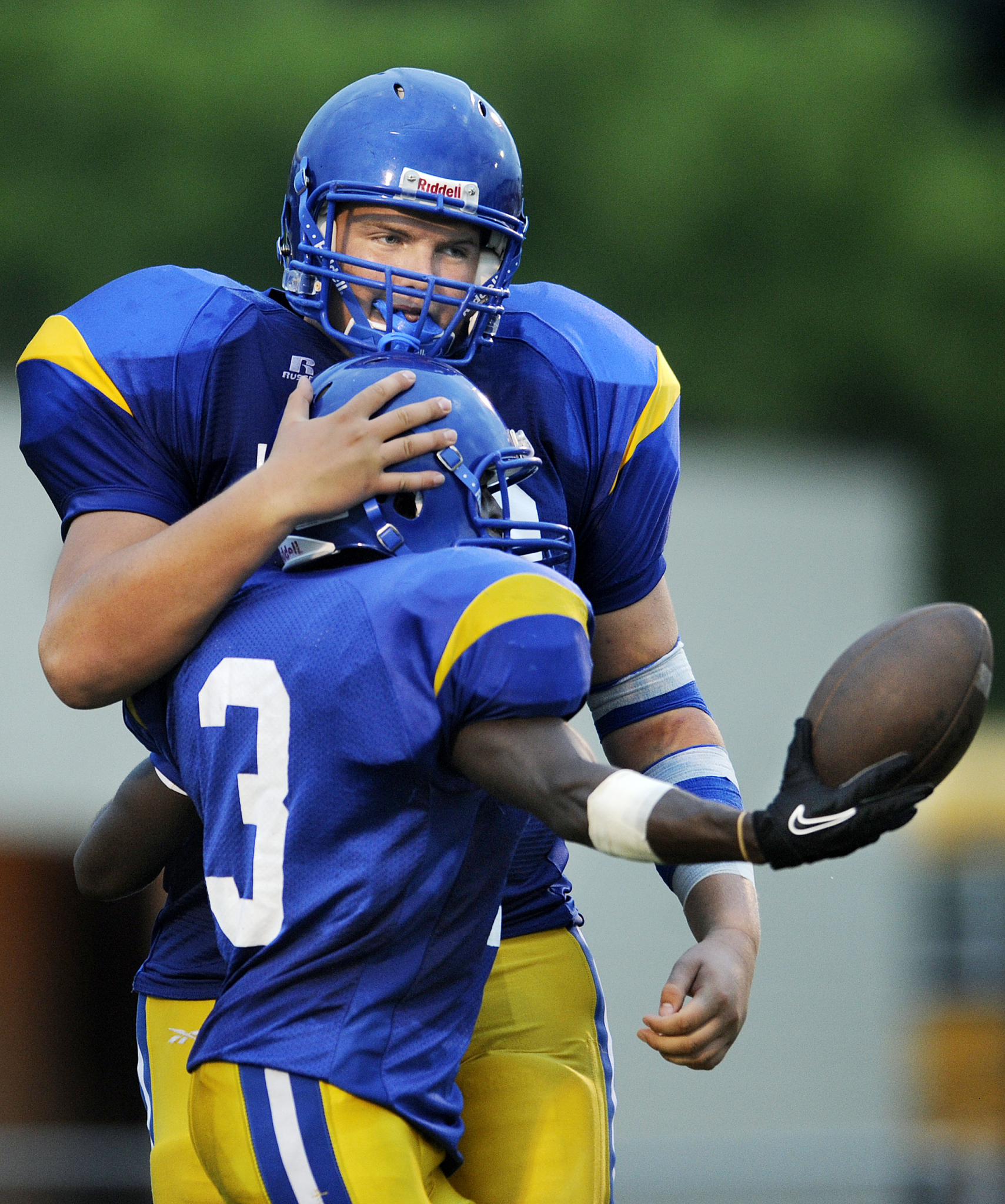 Wilson grad Chad Henne's decision to join the Kansas City Chiefs