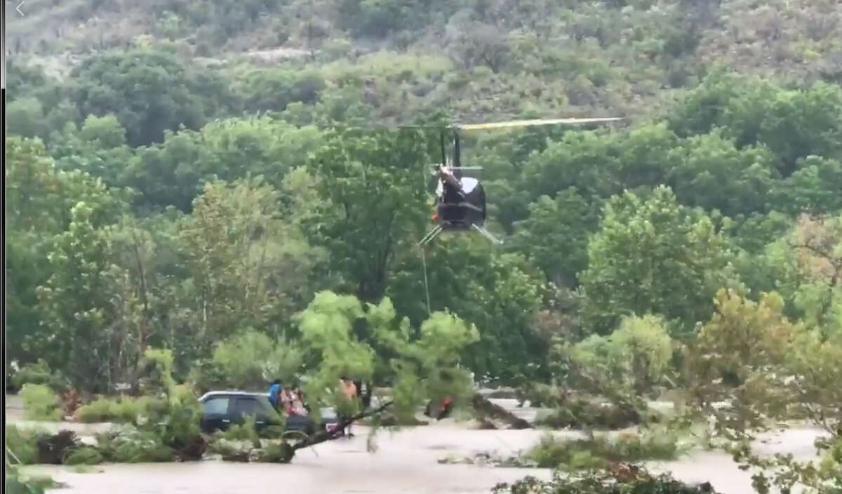 Updated 27 rescued from Nueces River in Uvalde County after flash