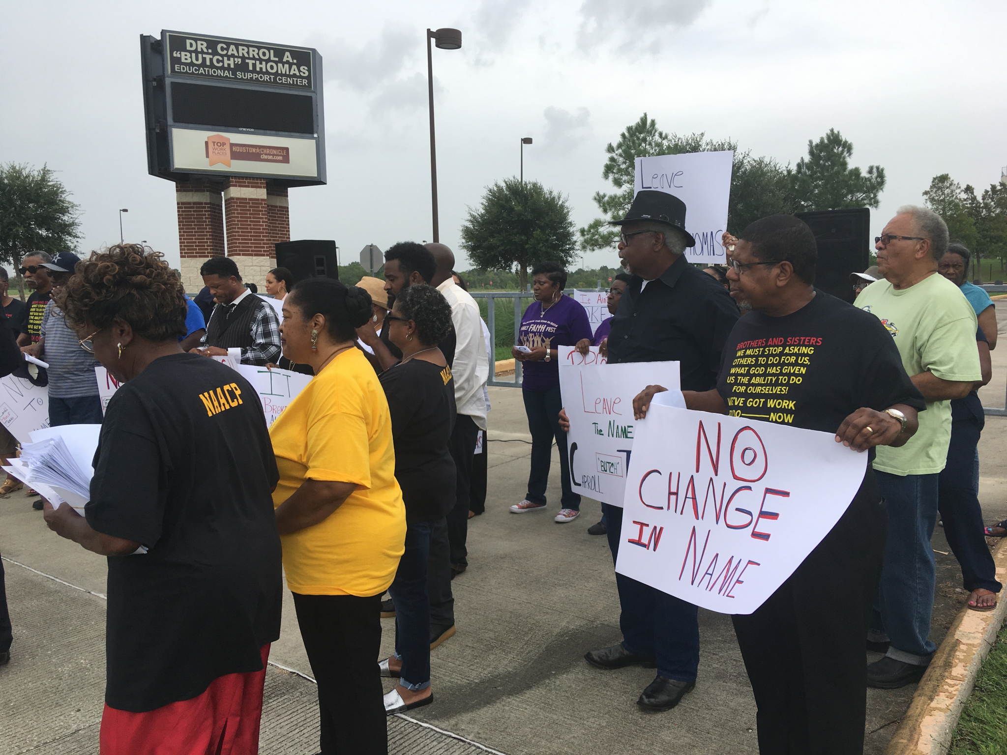 Beaumont NAACP asks BISD to keep Thomas name on stadium